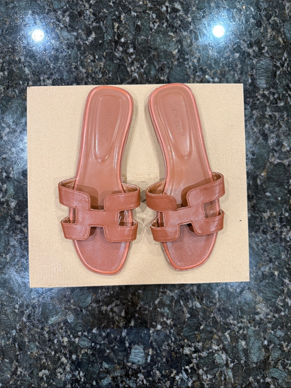 Source Unknown Tan Brown Leather Slide Sandals - Open-Toe Double-Strap